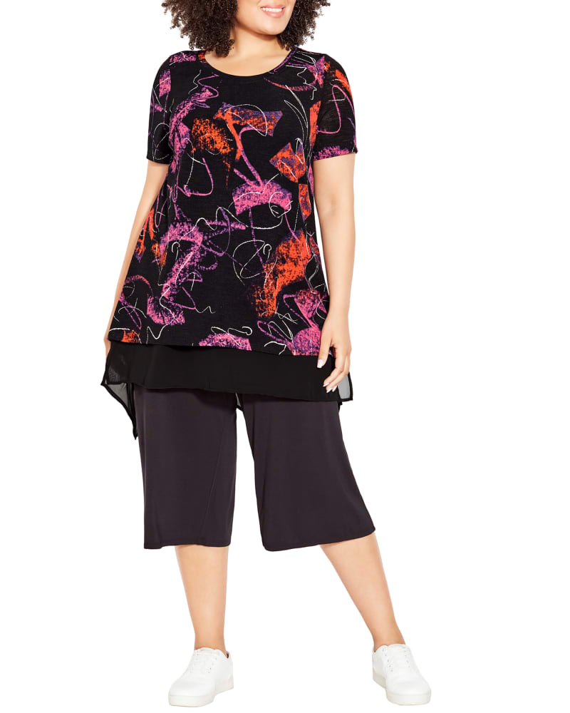 Plus size model wearing  by Zim & Zoe | Dia&Co | dia_product_style_image_id:202815